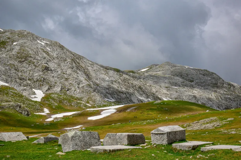 Medieval Stećci Tombstones — Durmitor jeep safari